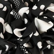 Load image into Gallery viewer, Beauty Spot Viscose Linen Blend - Black