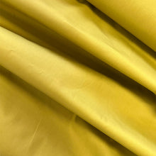 Load image into Gallery viewer, Classic Cotton Poplin - Wasabi