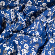 Load image into Gallery viewer, Delicate Lightweight Cotton Print Deadstock - Bluebell
