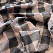 Load image into Gallery viewer, Big Scale Yarn Dyed Gingham Cotton - Mouse
