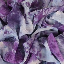 Load image into Gallery viewer, Silk Printed Chiffon Deadstock - Cayce Lilac
