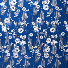 Load image into Gallery viewer, Delicate Lightweight Cotton Print Deadstock - Bluebell
